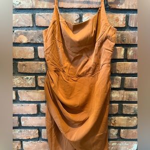 NWT. Cider Burnt Orange, ruched bodycon dress!